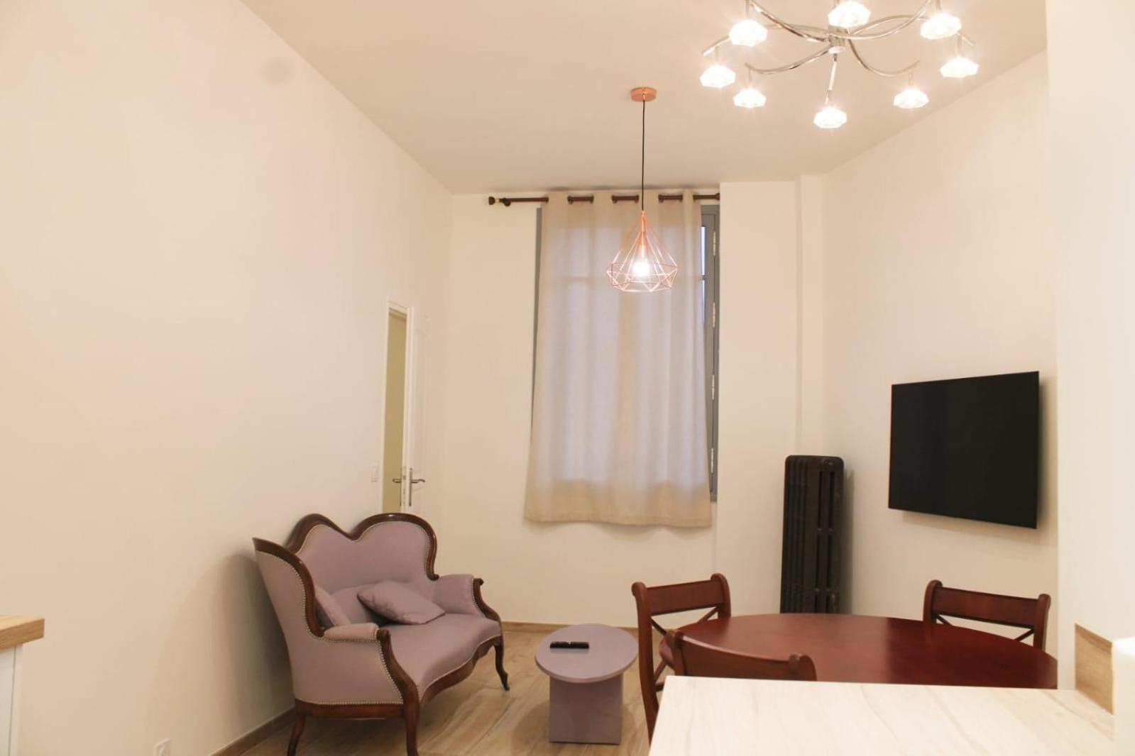 Versailles Direct Royal 4 Pers Apartment Luaran gambar
